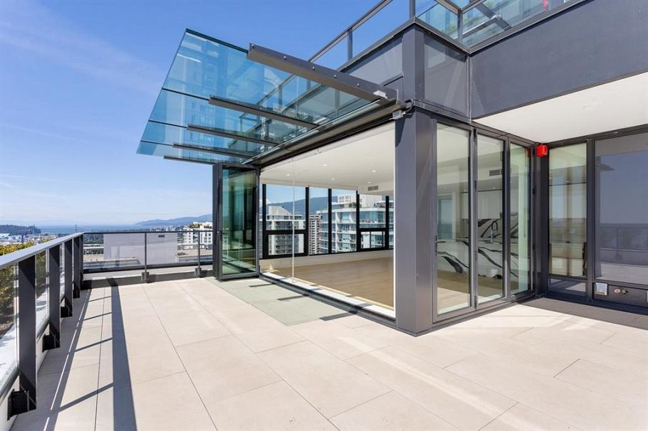 1602 135 E 13th Street North Vancouver, BC - 8