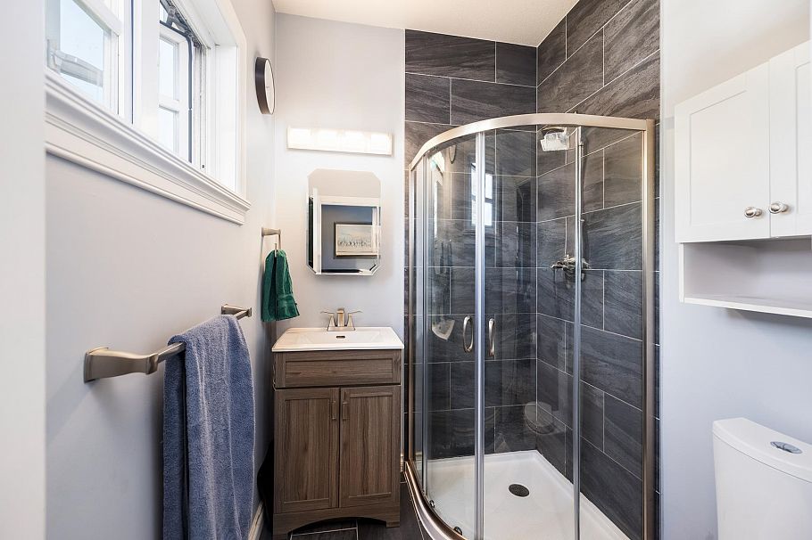 1930 Turner Street Vancouver, BC - 13