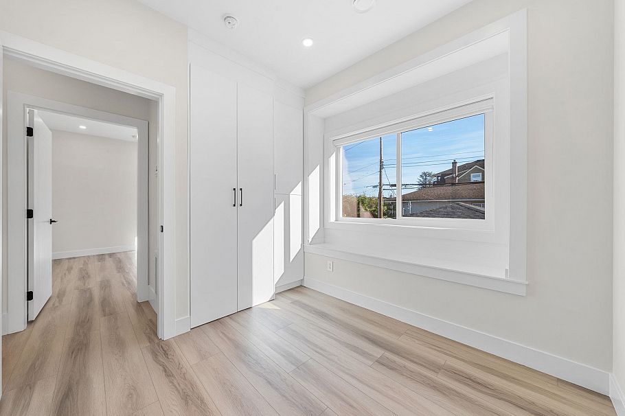 4318 Nanaimo Street Vancouver, BC - 27