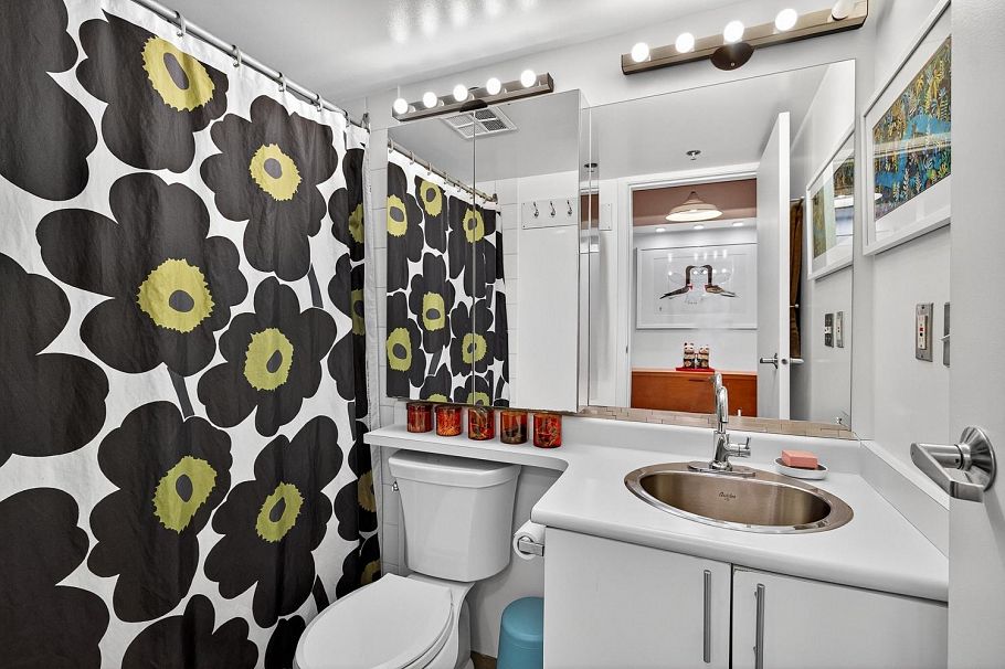 403 289 Alexander Street Vancouver, BC - 18