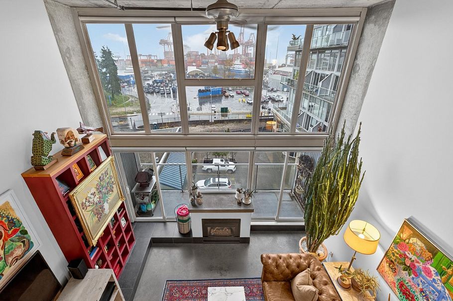 403 289 Alexander Street Vancouver, BC - 24