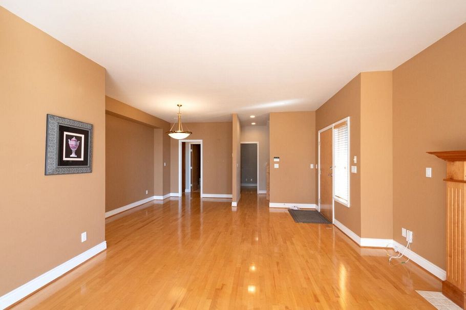 4080 St. Pauls Avenue North Vancouver, BC - 4