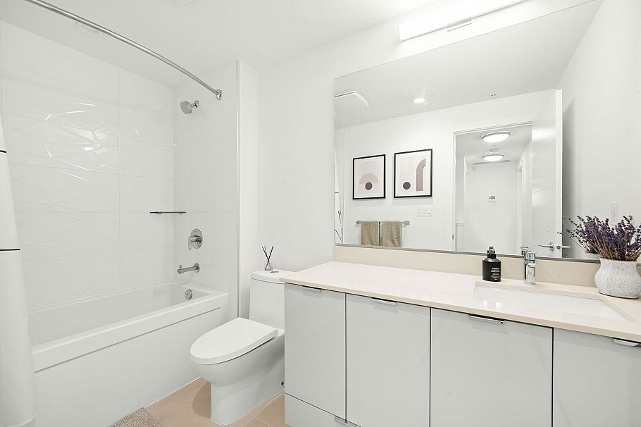 TH8 108 E 8th Street North Vancouver, BC - 26