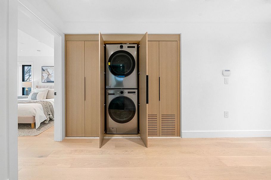 3679 Pandora Street Vancouver, BC - 33