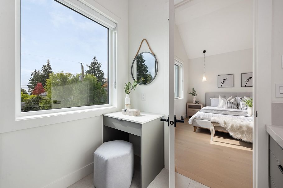 2 3232 W 38th Avenue Vancouver, BC - 23