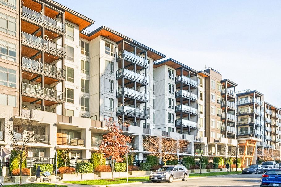 TH8 108 E 8th Street North Vancouver, BC - 32