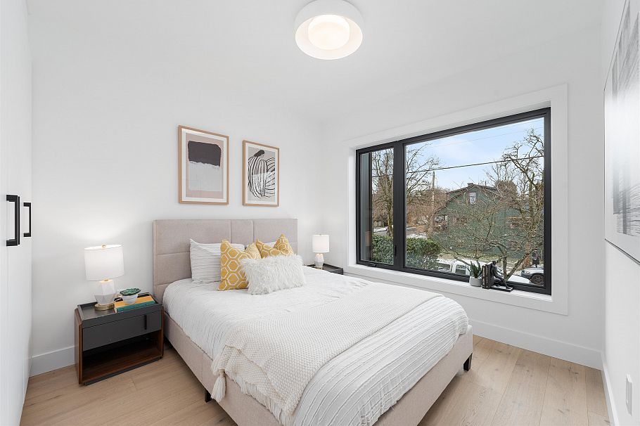 1 3118 Windsor Street Vancouver, BC - 18