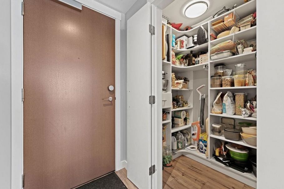 1503 110 Switchmen Street Vancouver, BC - 32