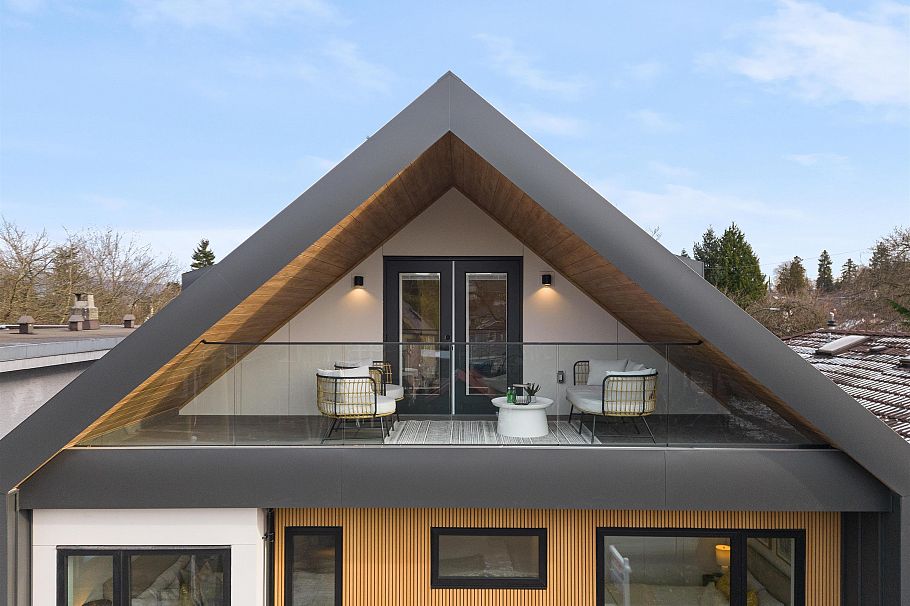 1 3118 Windsor Street Vancouver, BC - 32