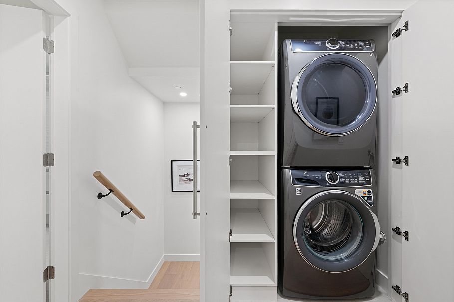 1 1632 E 21st Avenue Vancouver, BC - 20