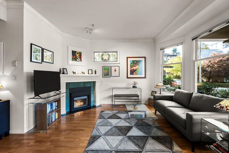 1056 Nicola Street Vancouver, BC - 3