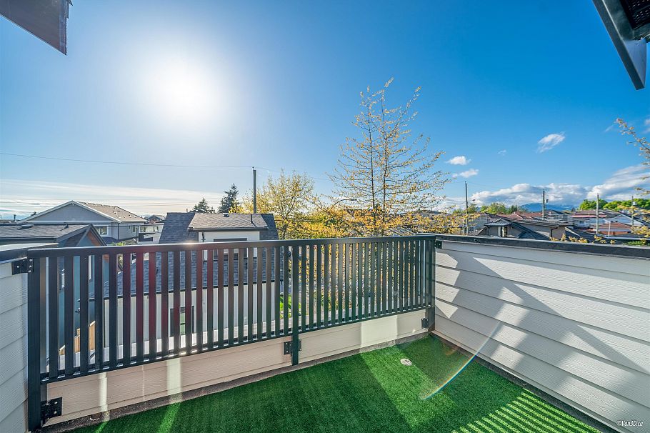 6709 Fleming Street Vancouver, BC - 32