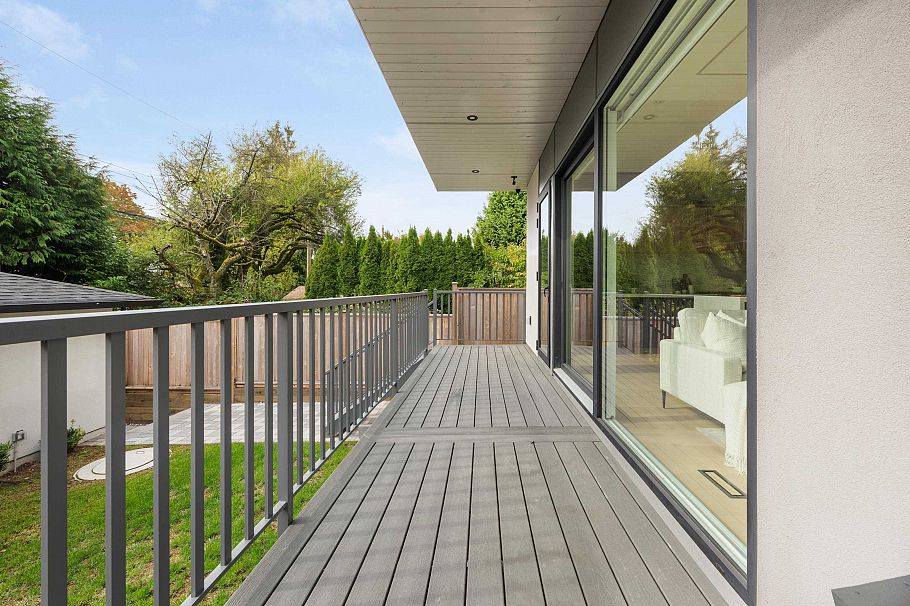 2 3232 W 38th Avenue Vancouver, BC - 28