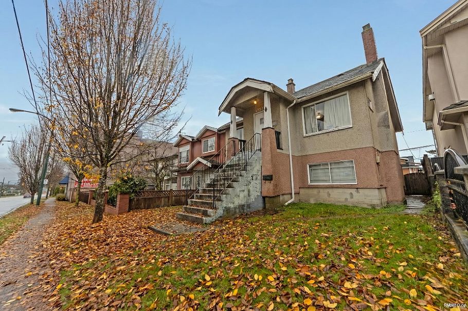 4358 Victoria Drive Vancouver, BC - 2