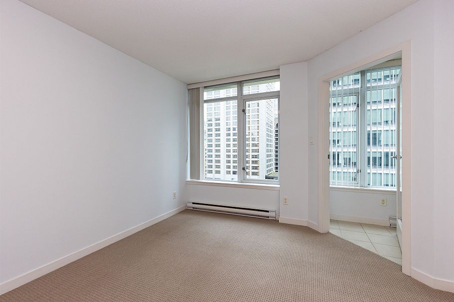 1203 610 Granville Street Vancouver, BC - 3