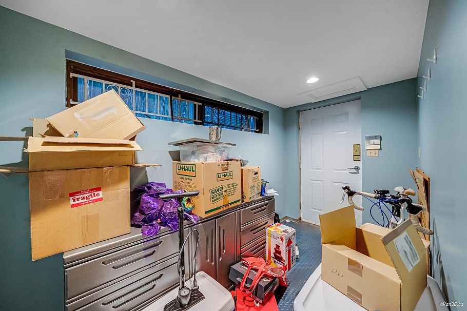 3758 W 35th Avenue Vancouver, BC - 33