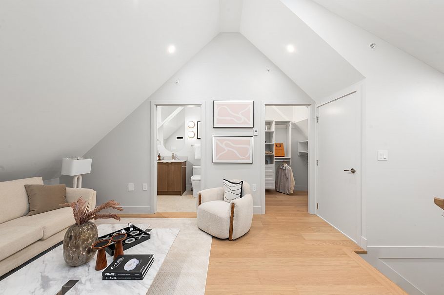 2 2635 W 12th Avenue Vancouver, BC - 32