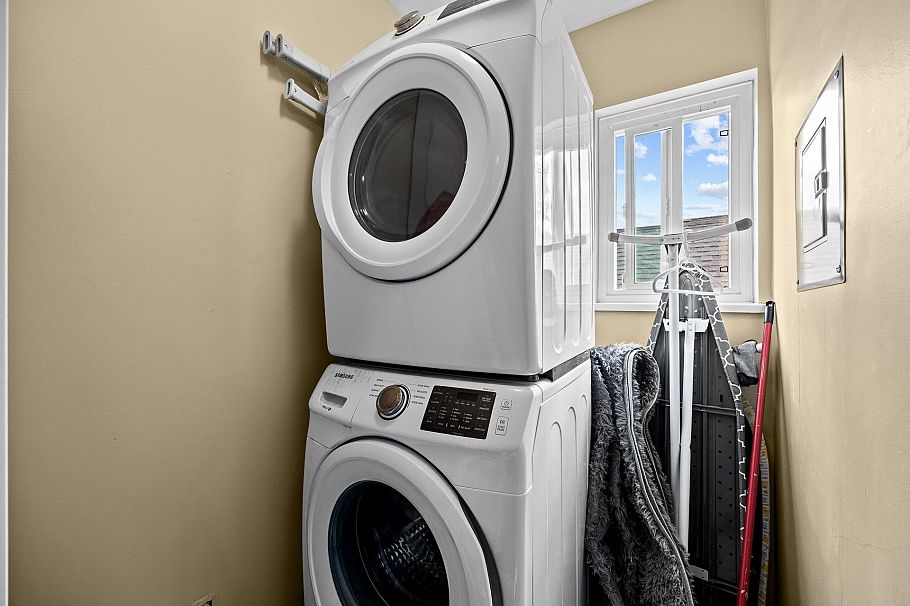 3579 W 18th Avenue Vancouver, BC - 22