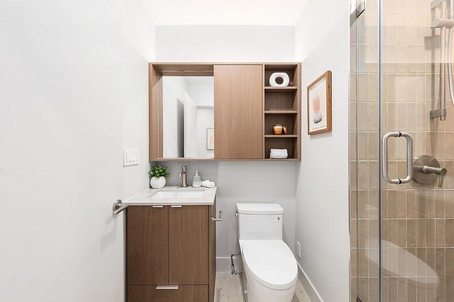 2 2635 W 12th Avenue Vancouver, BC - 21