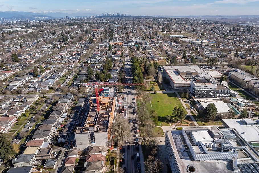 301 133 W 49th Avenue Vancouver, BC - 12