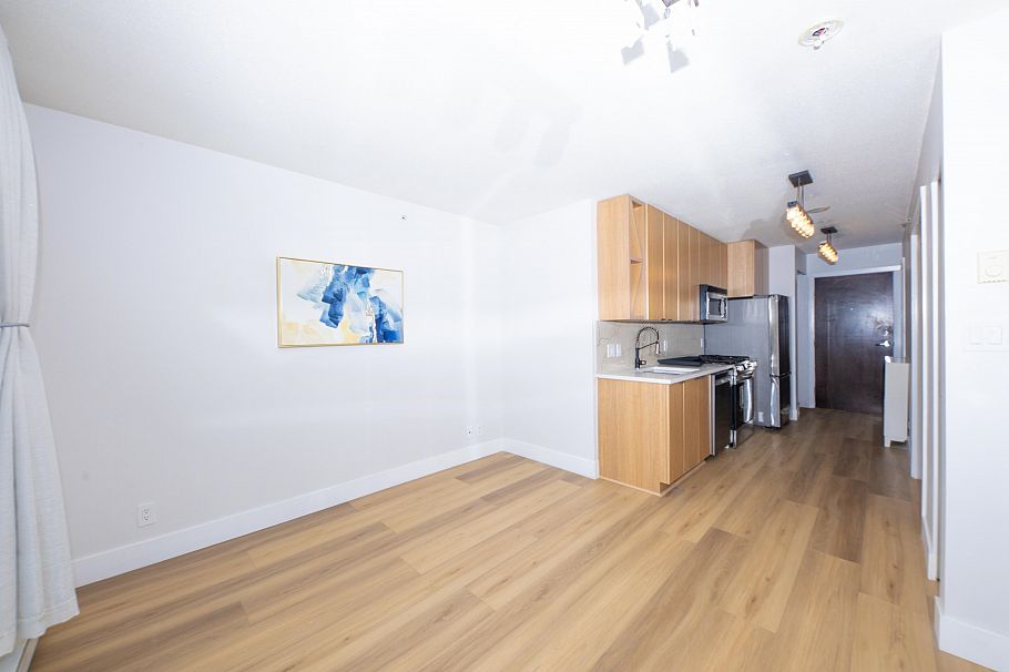 2103 1010 Richards Street Vancouver, BC - 8