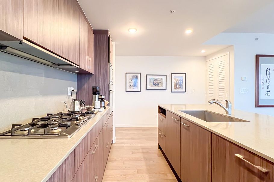 1801 2411 Heather Street Vancouver, BC - 13