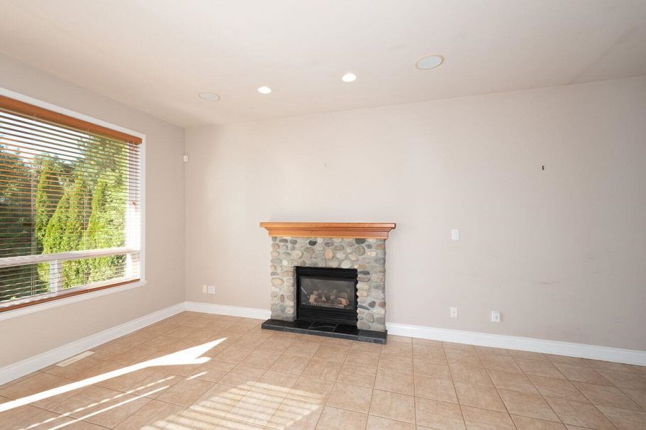 4080 St. Pauls Avenue North Vancouver, BC - 7