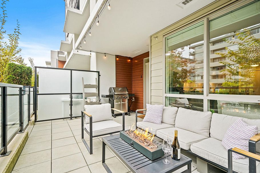 TH8 108 E 8th Street North Vancouver, BC - 2