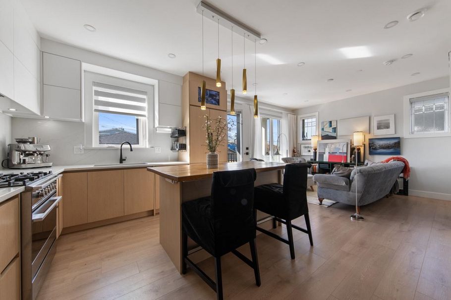 2558 Dundas Street Vancouver, BC - 7