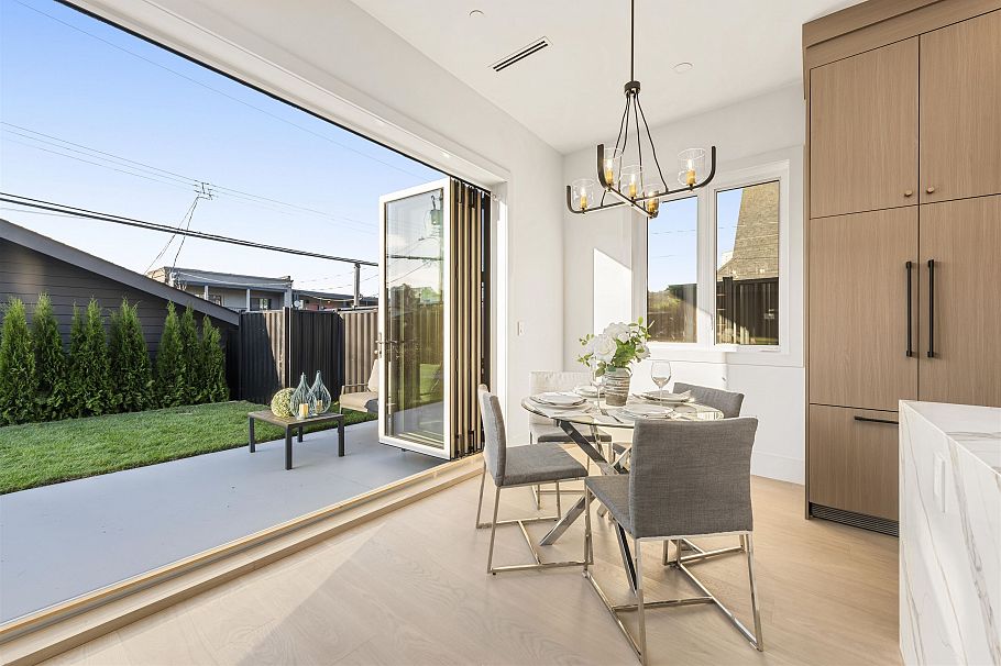 2 847 E 10th Avenue Vancouver, BC - 7