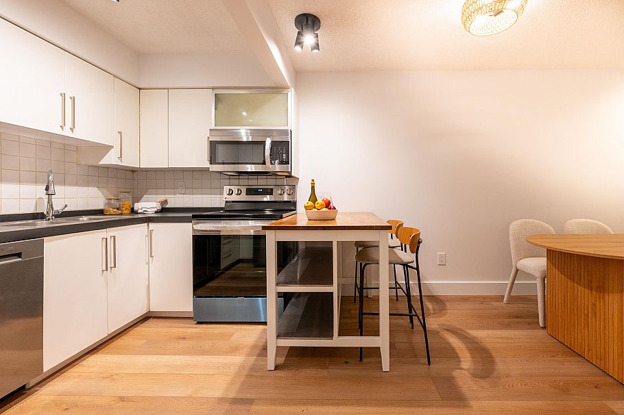 304 1855 Nelson Street Vancouver, BC - 35