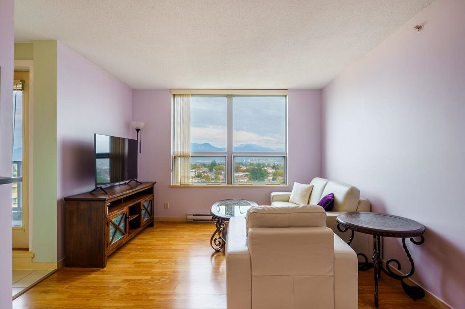 2409 3663 Crowley Drive Vancouver, BC - 6