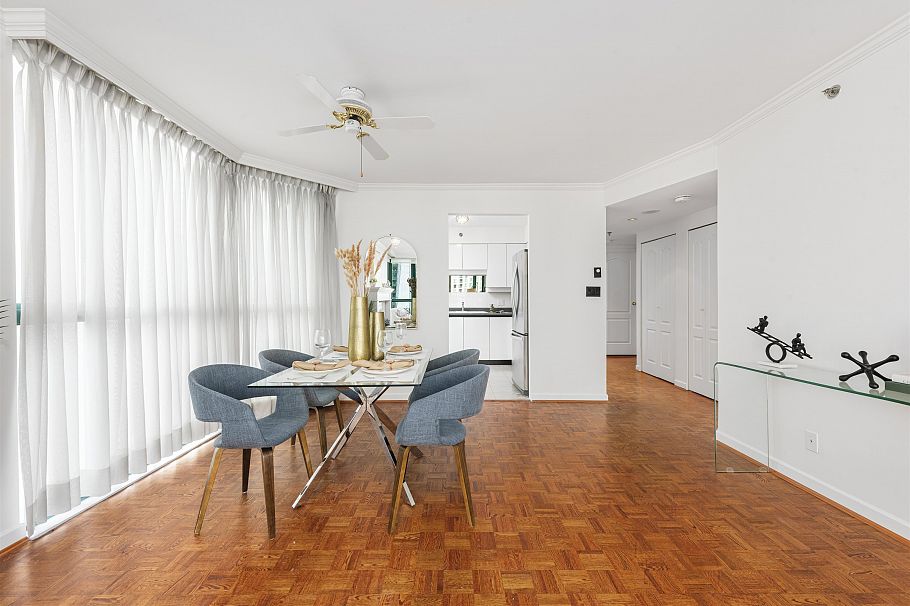 805 1132 Haro Street Vancouver, BC - 11