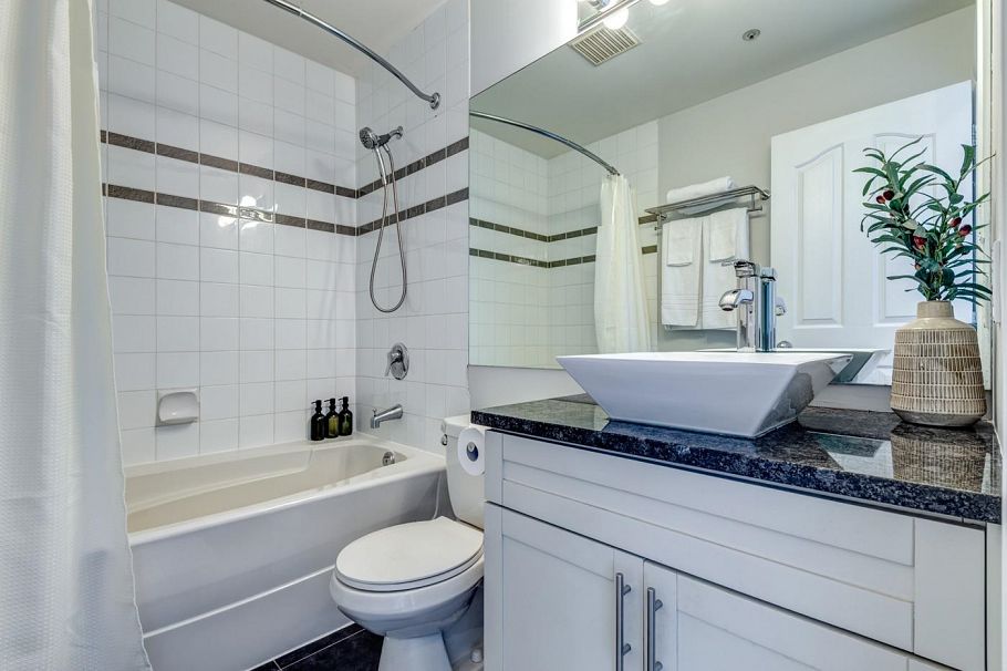 809 555 Abbott Street Vancouver, BC - 26