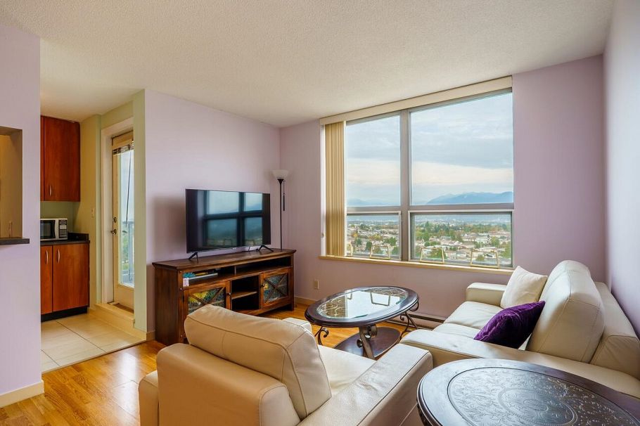 2409 3663 Crowley Drive Vancouver, BC - 5