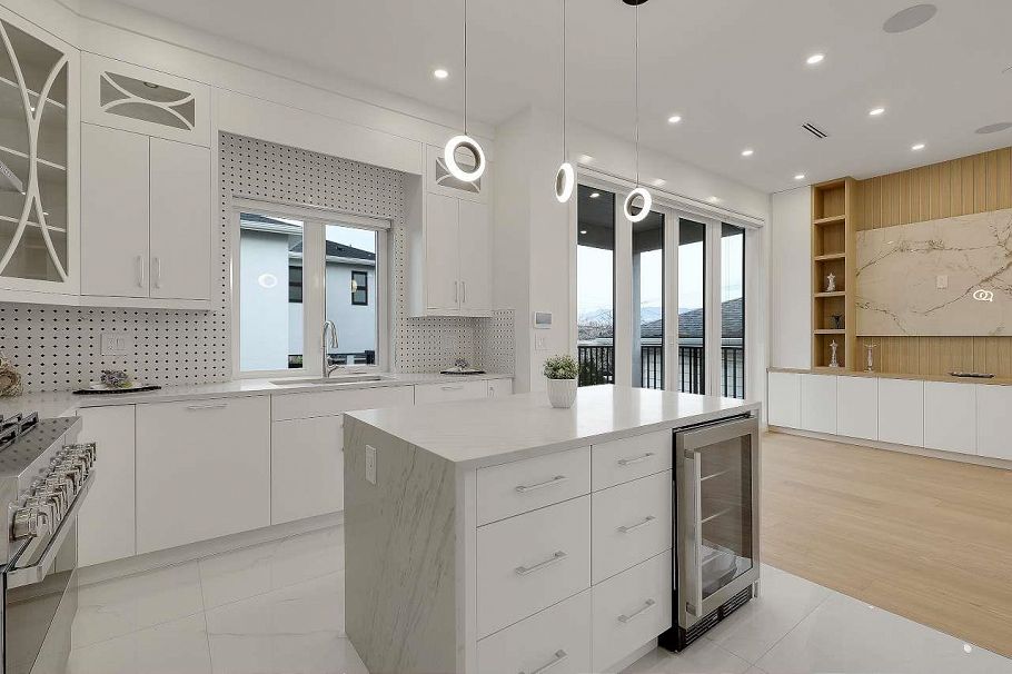 3073 E 3rd Avenue Vancouver, BC - 16