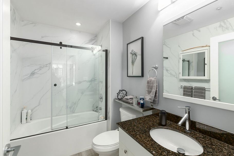 104 293 Smithe Street Vancouver, BC - 27