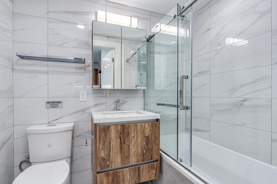 303 - PROMO 1168 PENDRELL STREET, Vancouver BC V6E 1L4 Vancouver, BC - 12