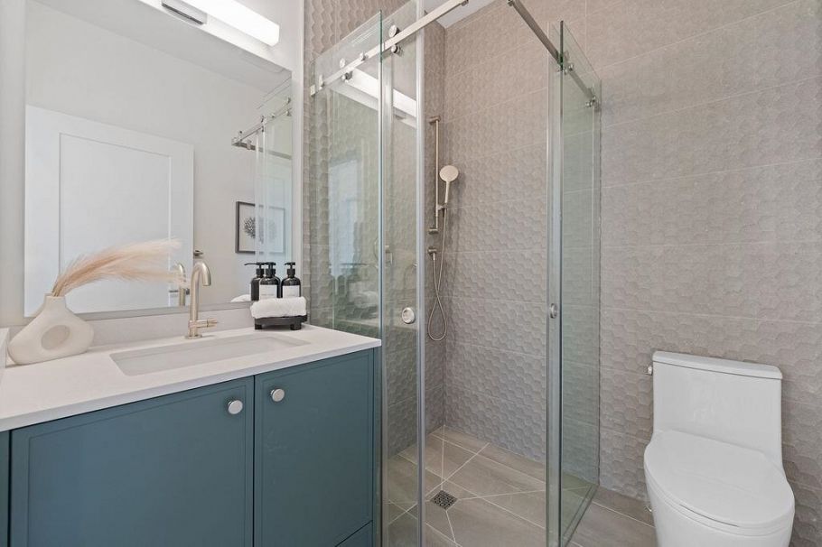 2 8508 East Boulevard Vancouver, BC - 29