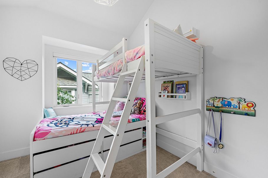 1033 E 21st Avenue Vancouver, BC - 20