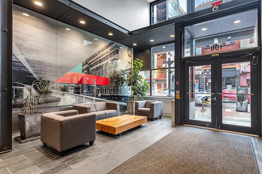 PH7 108 W Cordova Street Vancouver, BC - 24