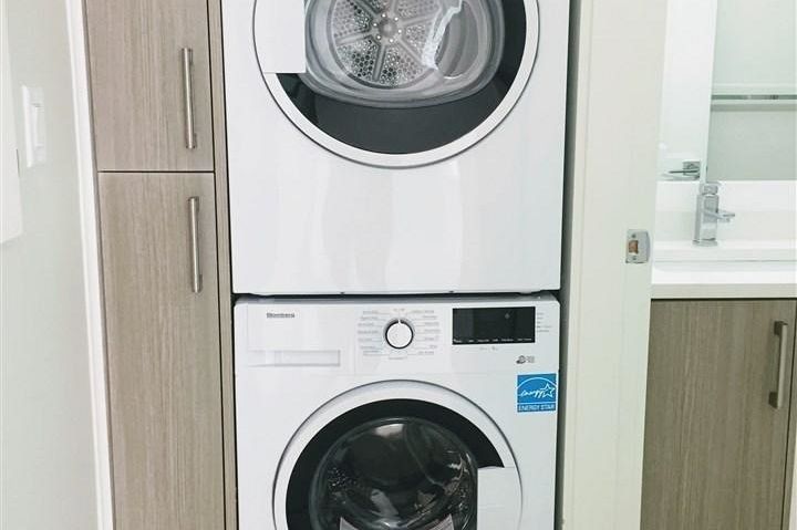 2 2786 E 46th Avenue Vancouver, BC - 25