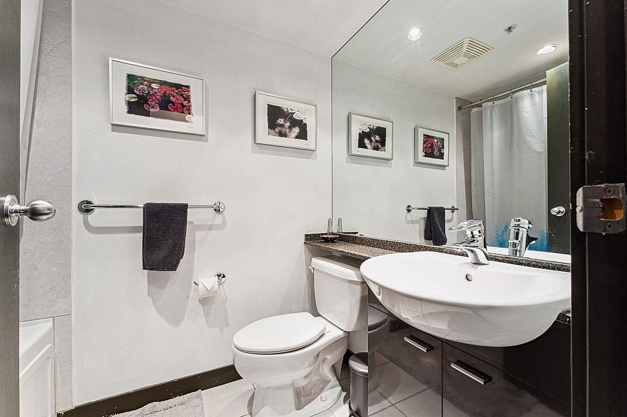 2201 1408 Strathmore Mews Vancouver, BC - 18