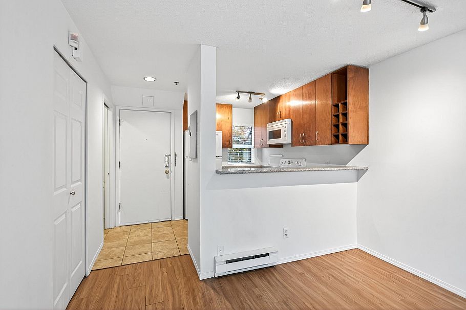 3019 Laurel Street Vancouver, BC - 8