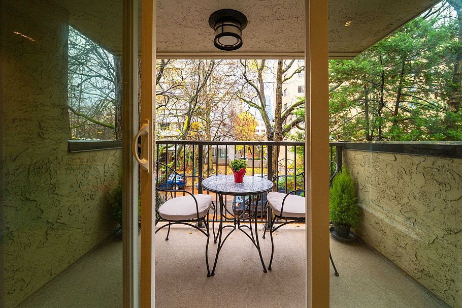 301 1234 Pendrell Street Vancouver, BC - 23