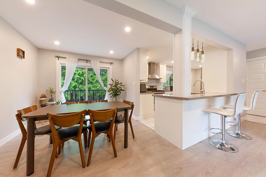 4477 Primrose Lane North Vancouver, BC - 12