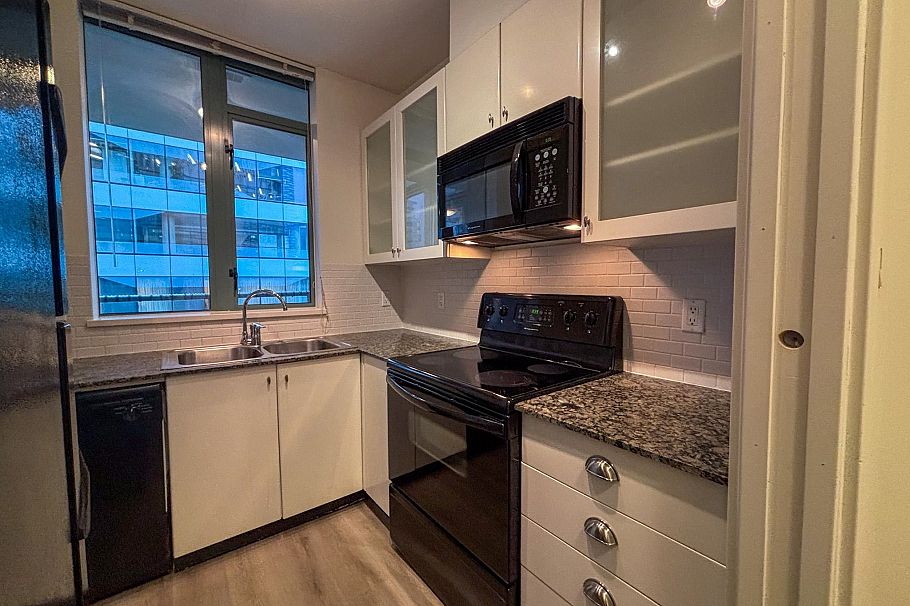 703 1238 Burrard Street Vancouver, BC - 14