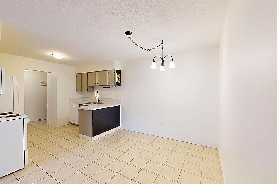 206 138 W 18th Street North Vancouver, BC - 6