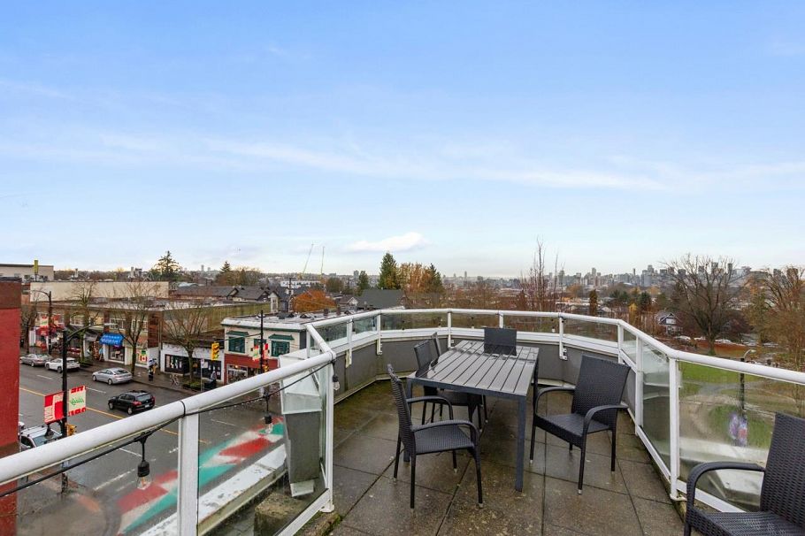 317 1707 Charles Street Vancouver, BC - 24