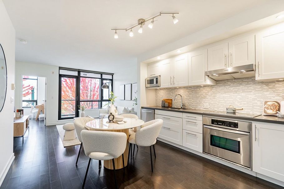 310 750 W 12th Avenue Vancouver, BC - 2